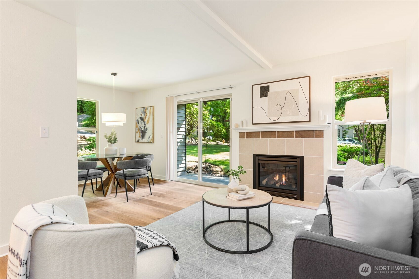 Property Photo: 9805 Avondale Road NE M139 WA 98052