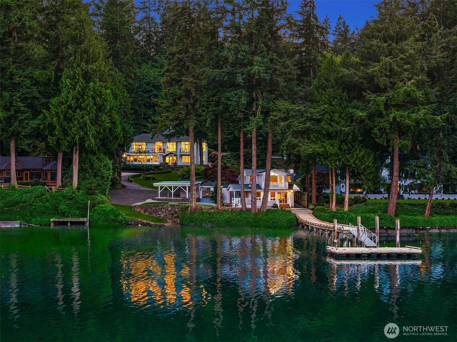 11710  Arrow Point Drive NE  Bainbridge Island WA 98110 photo