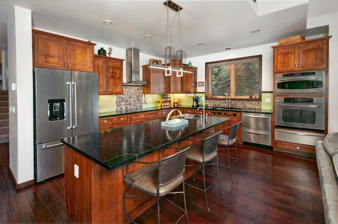 Property Photo: 27 Habitat Court CO 80435