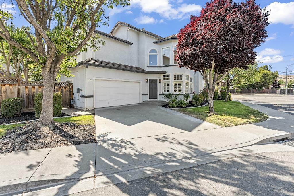Property Photo: 38101 Cambridge Court CA 94536