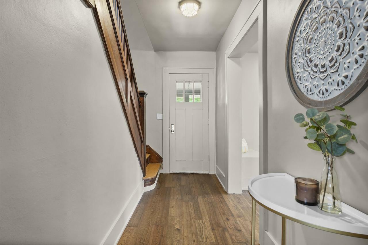 Property Photo: 2002 Yahara Place WI 53704