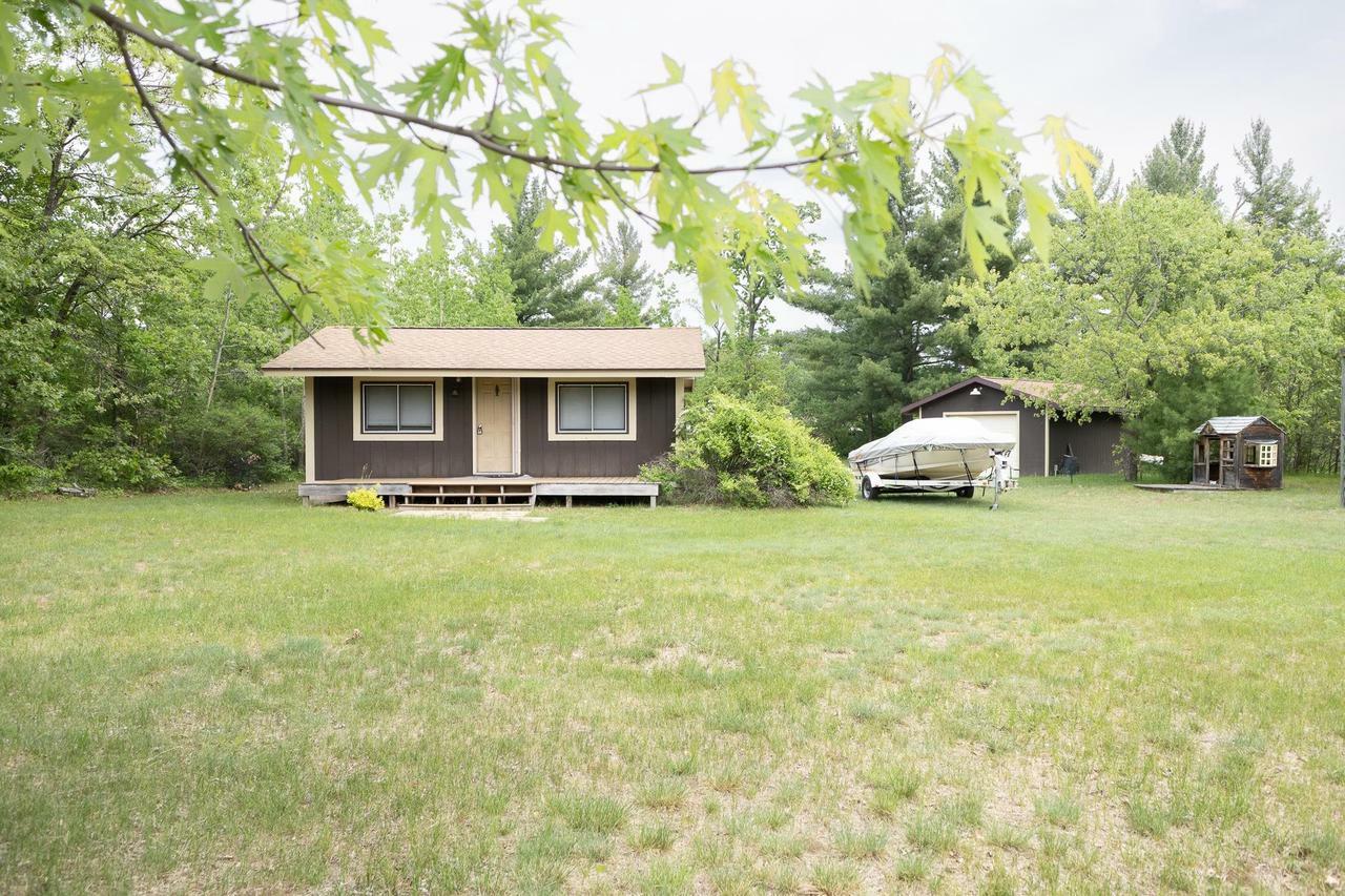Property Photo:  1162 Cottonville Avenue  WI 53934 