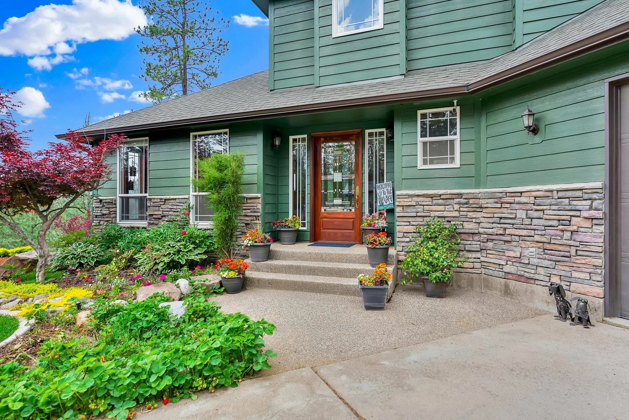 Property Photo: 6533 D Lois Way WA 99026