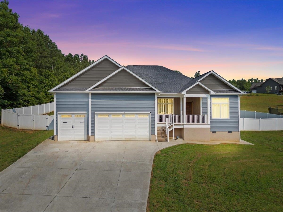 Property Photo: 310 Hammond Circle SC 29621