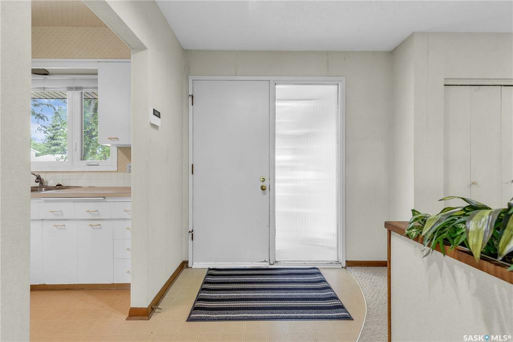 Property Photo: 1520 Hilliard Street E SK S7J 0G4