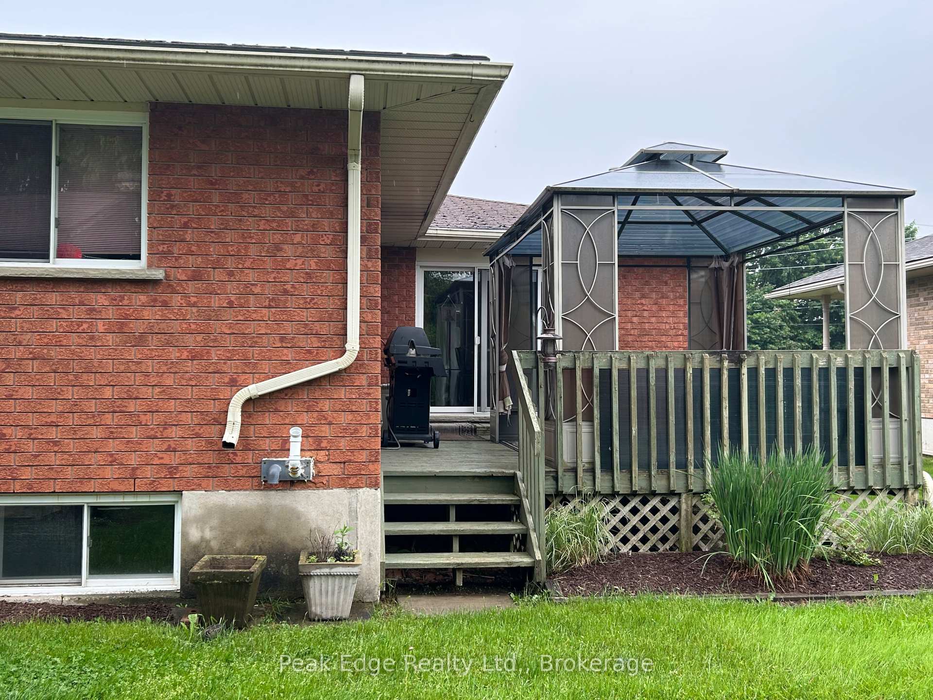 Property Photo: 400 Durham Street E ON N0G 2L2
