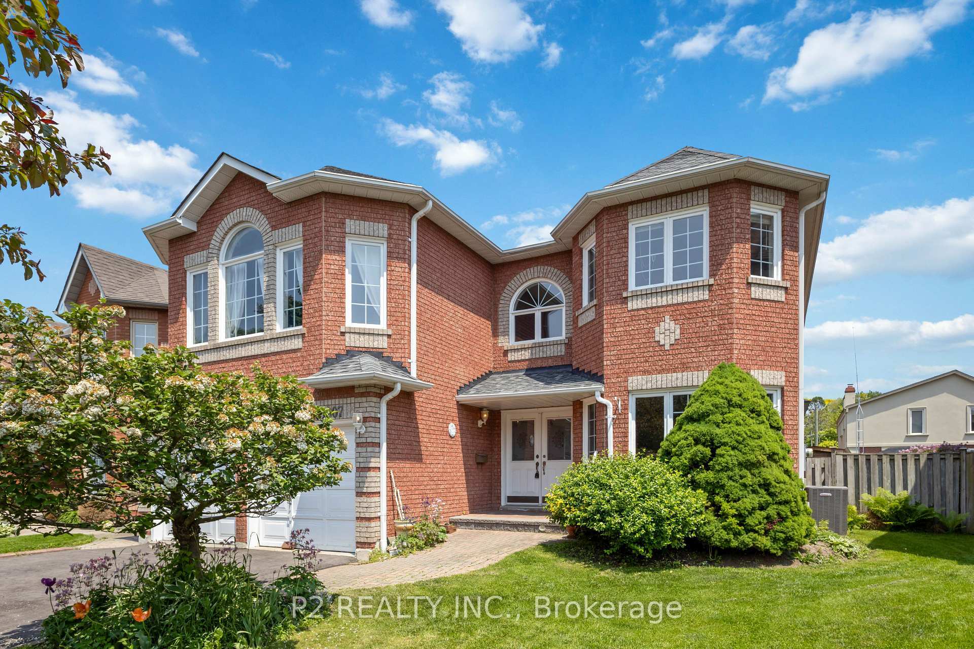 Property Photo: 1007 Lytton Court ON L1W 3Z2