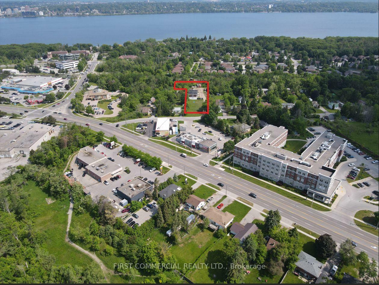 Property Photo:  206 Foster Drive  ON L4N 3X8 
