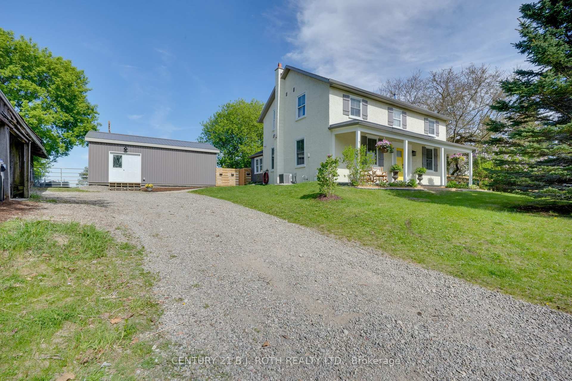 Property Photo:  994427 Mono- Adjala Townline  ON L9W 2Z2 