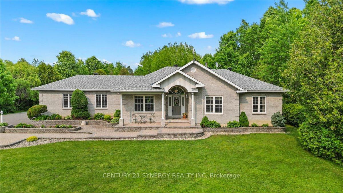 Photo de la propriété: 1921 Greys Creek Road S ON K4P 1H7