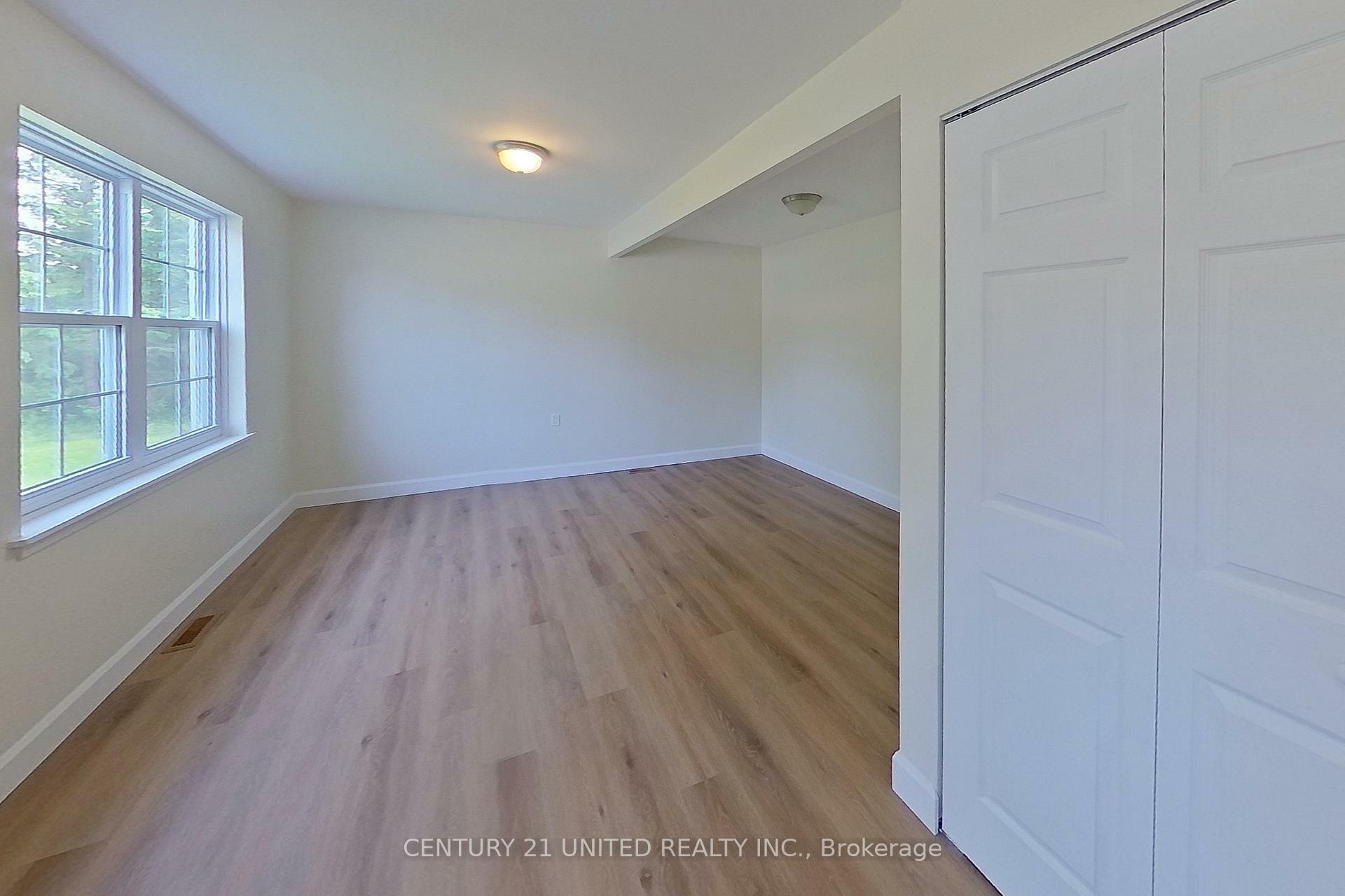 Photo de la propriété: 3055 Lakefield Road ON K9J 6X5