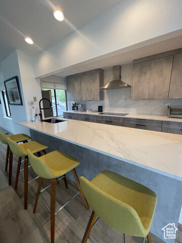 Property Photo: 3599 E Oakview Dr UT 84124