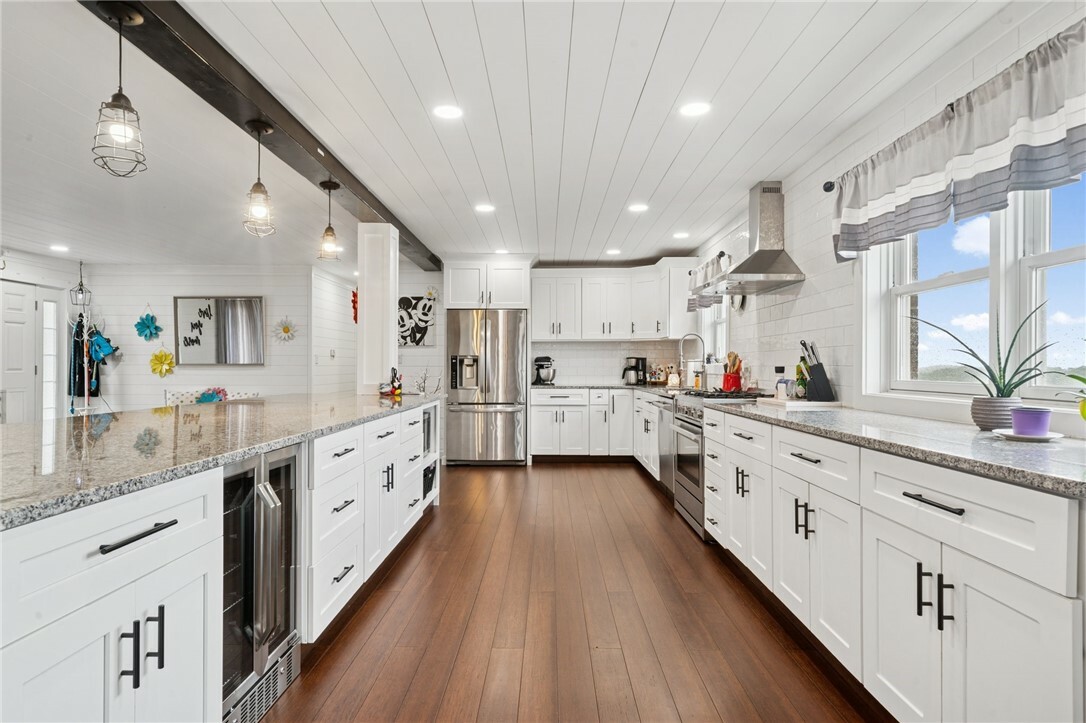 Property Photo: 155 Pride Dr PA 15012