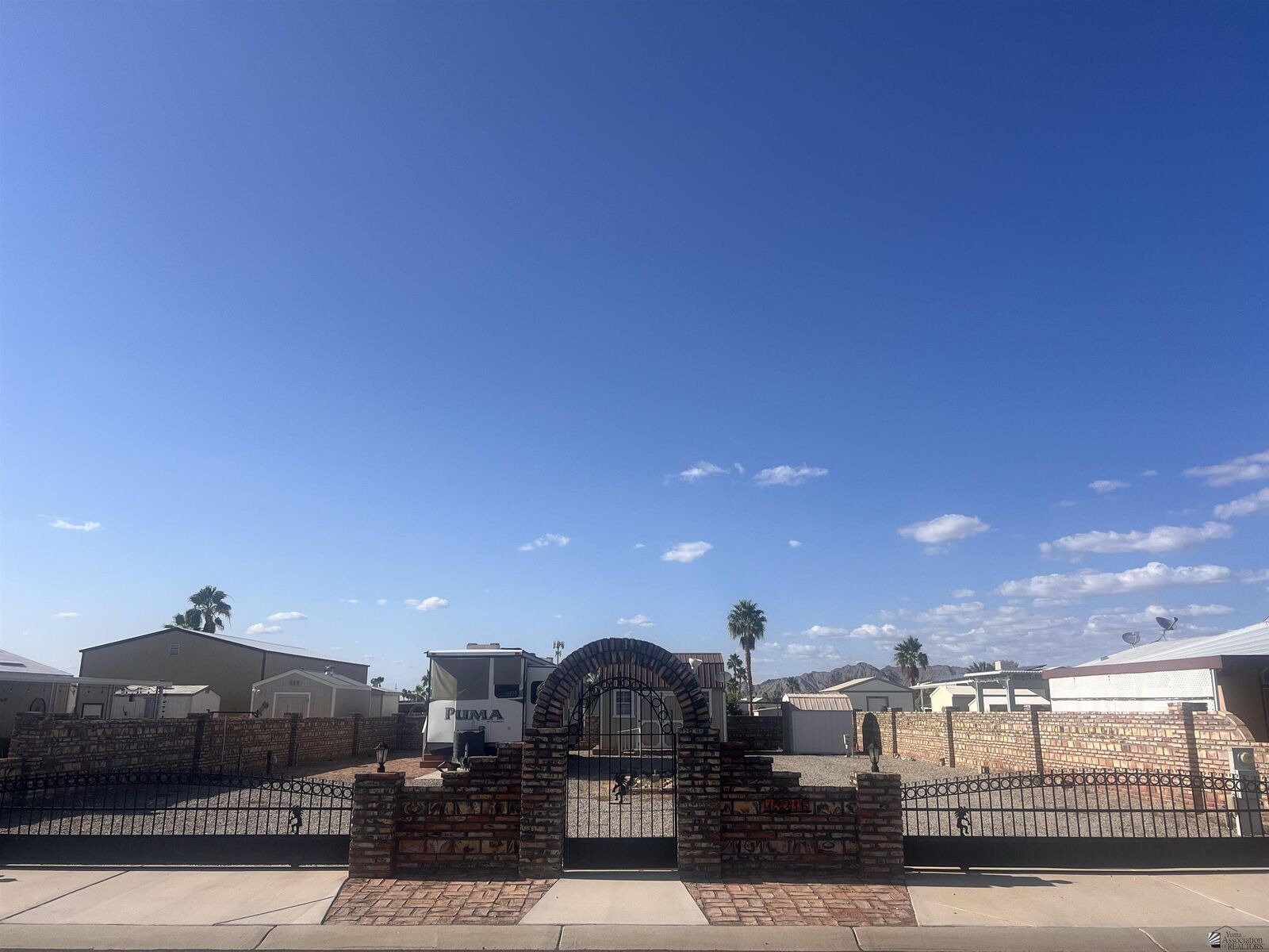 Property Photo: 13216 E 46 Dr AZ 85367