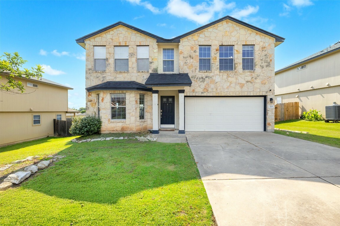 Property Photo:  200 Killian Loop  TX 78634 