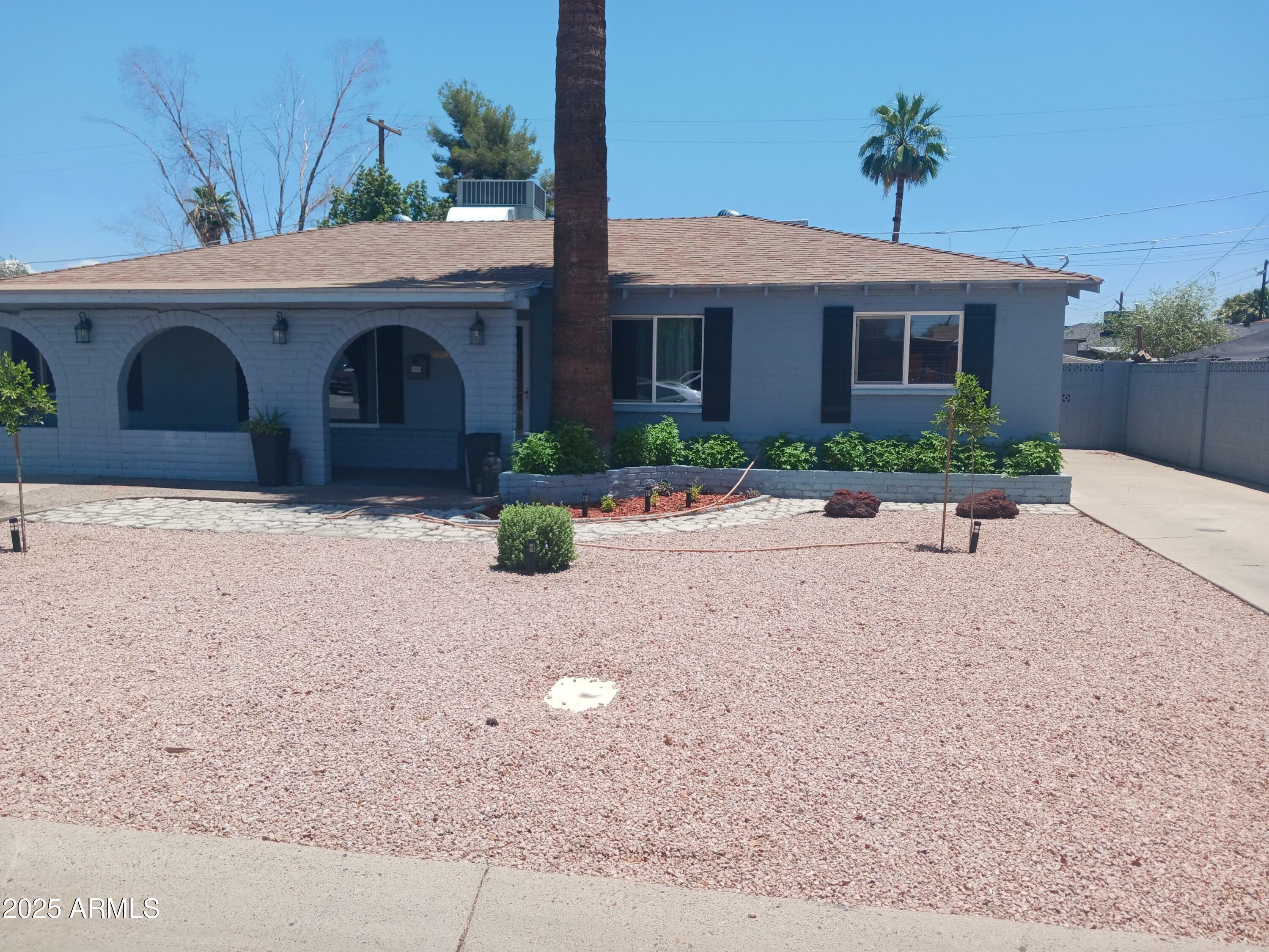 Property Photo: 5539 N 31st Lane AZ 85017
