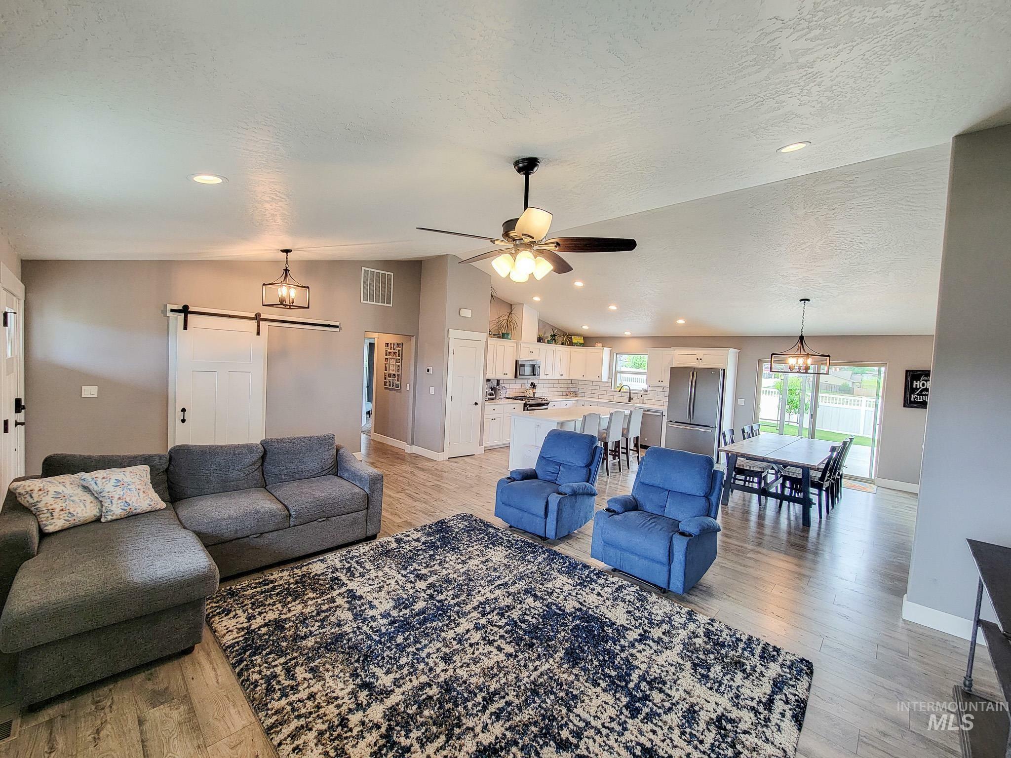 Property Photo: 3220 Parkridge Way ID 83501-0000