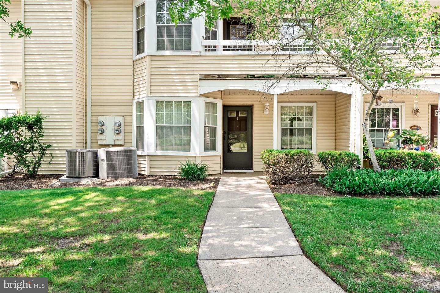 Property Photo:  1 Huber Court  NJ 08520 