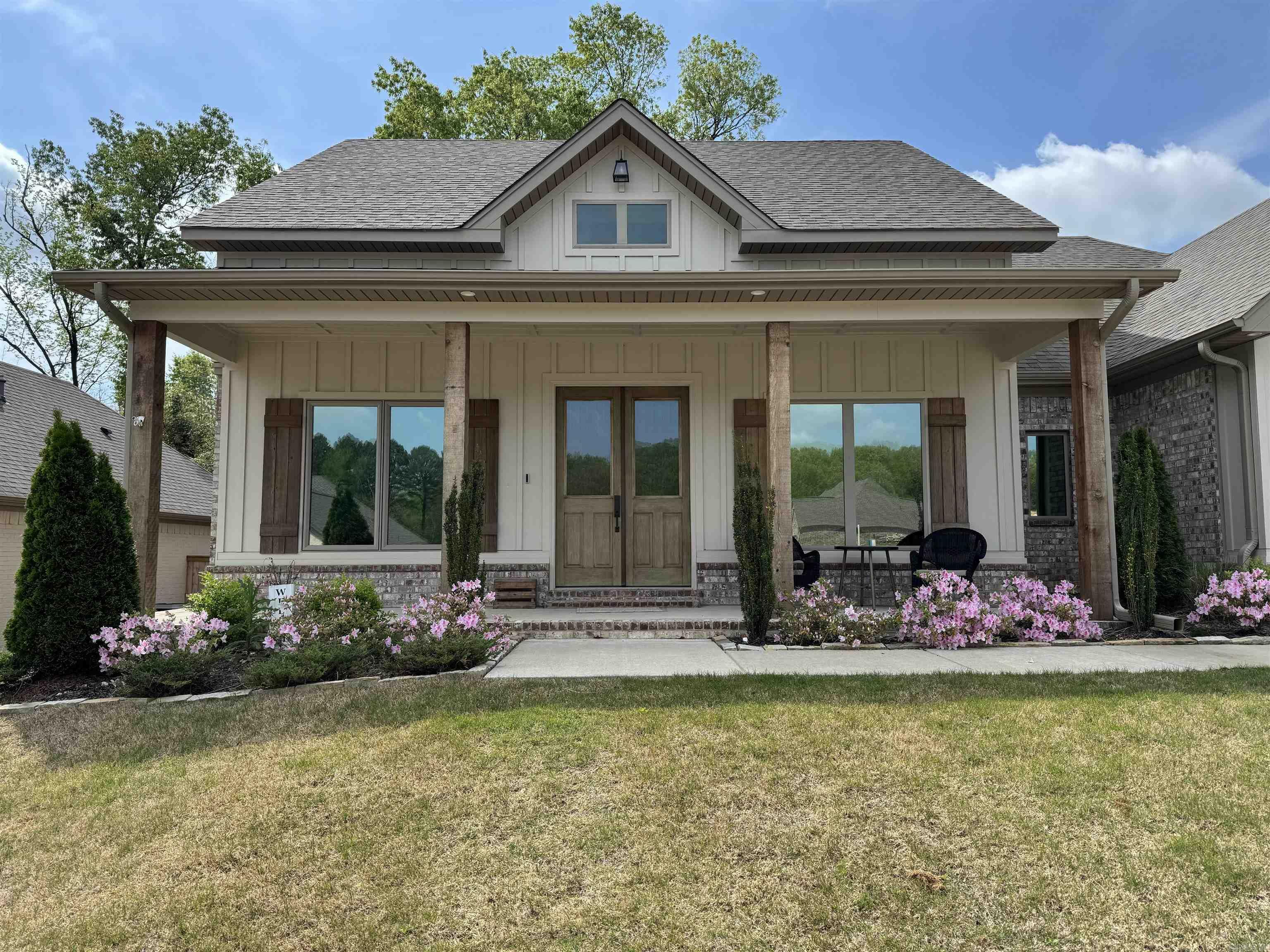 Property Photo: 106 Harmony Village Drive AR 72015