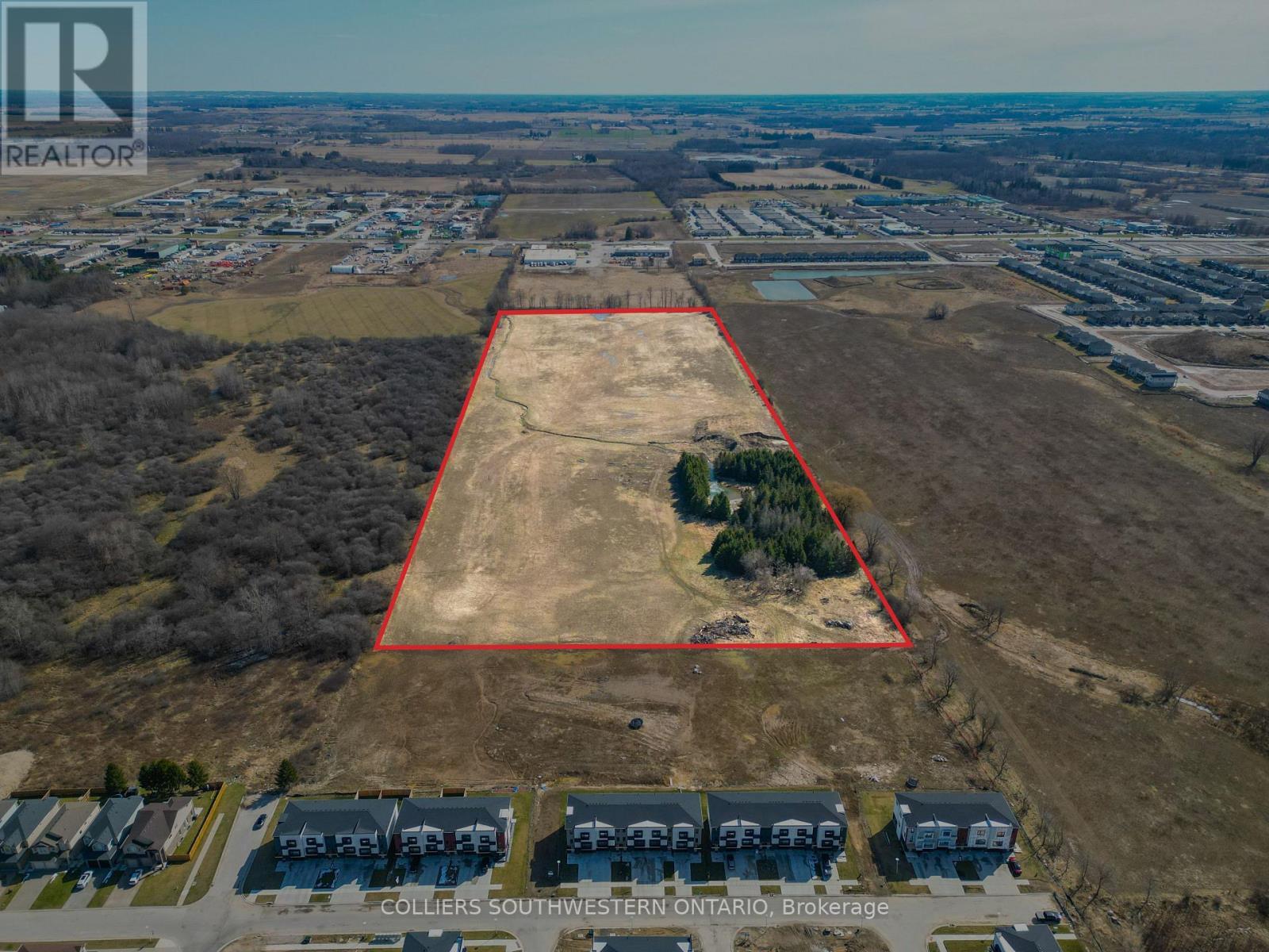 Property Photo:  1160 Wharncliffe Road South  ON N6L 0A3 