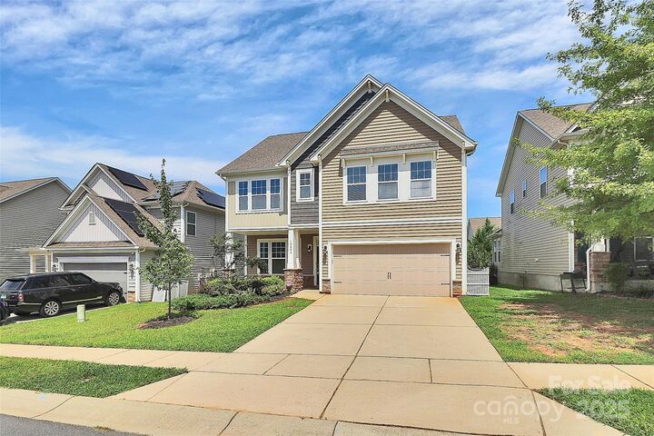 Property Photo: 10004 Perth Moor Road NC 28278