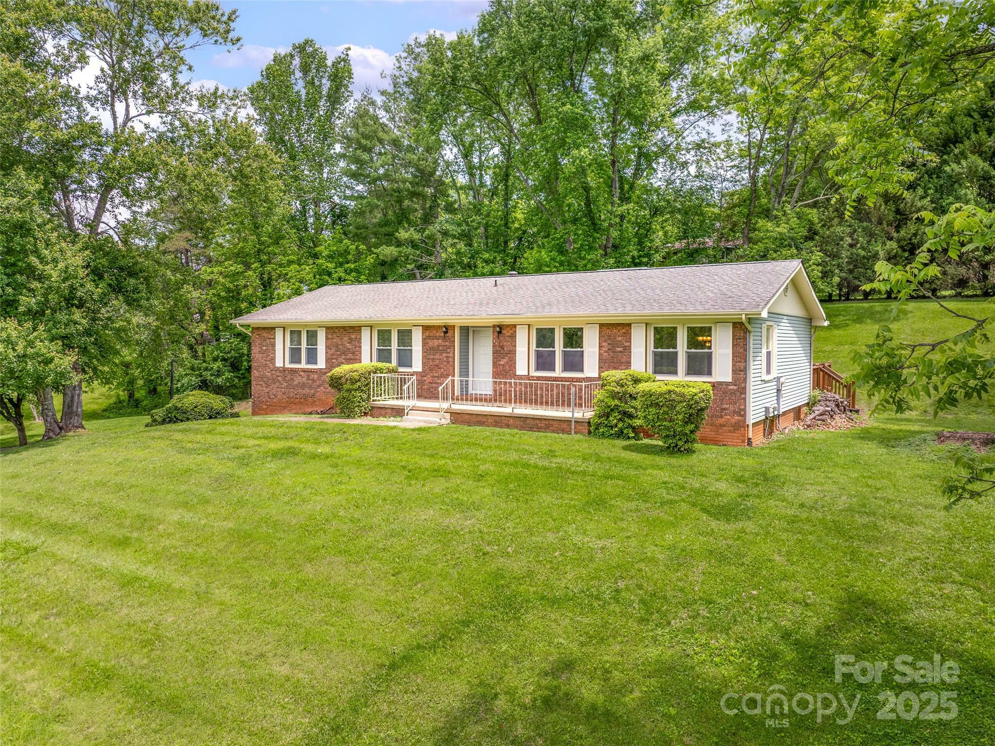 16 Sun Valley Court  Alexander NC 28701 photo