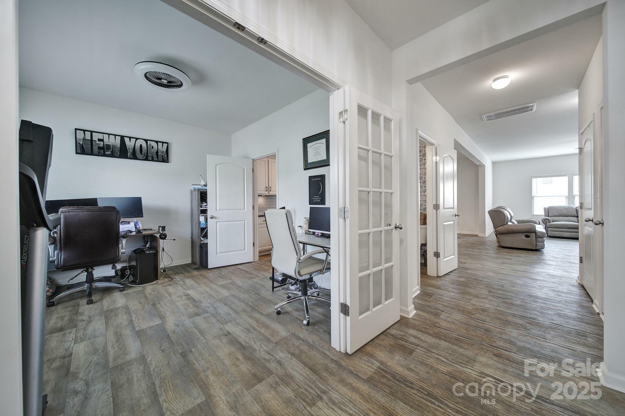 Property Photo: 5125 Thomasville Drive NC 28012