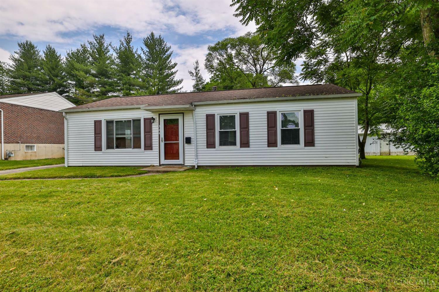 Property Photo:  324 Weathervane Lane  OH 45030 