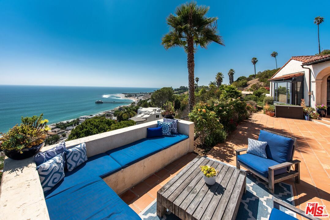 22800 Beckledge Ter  Malibu CA 90265 photo