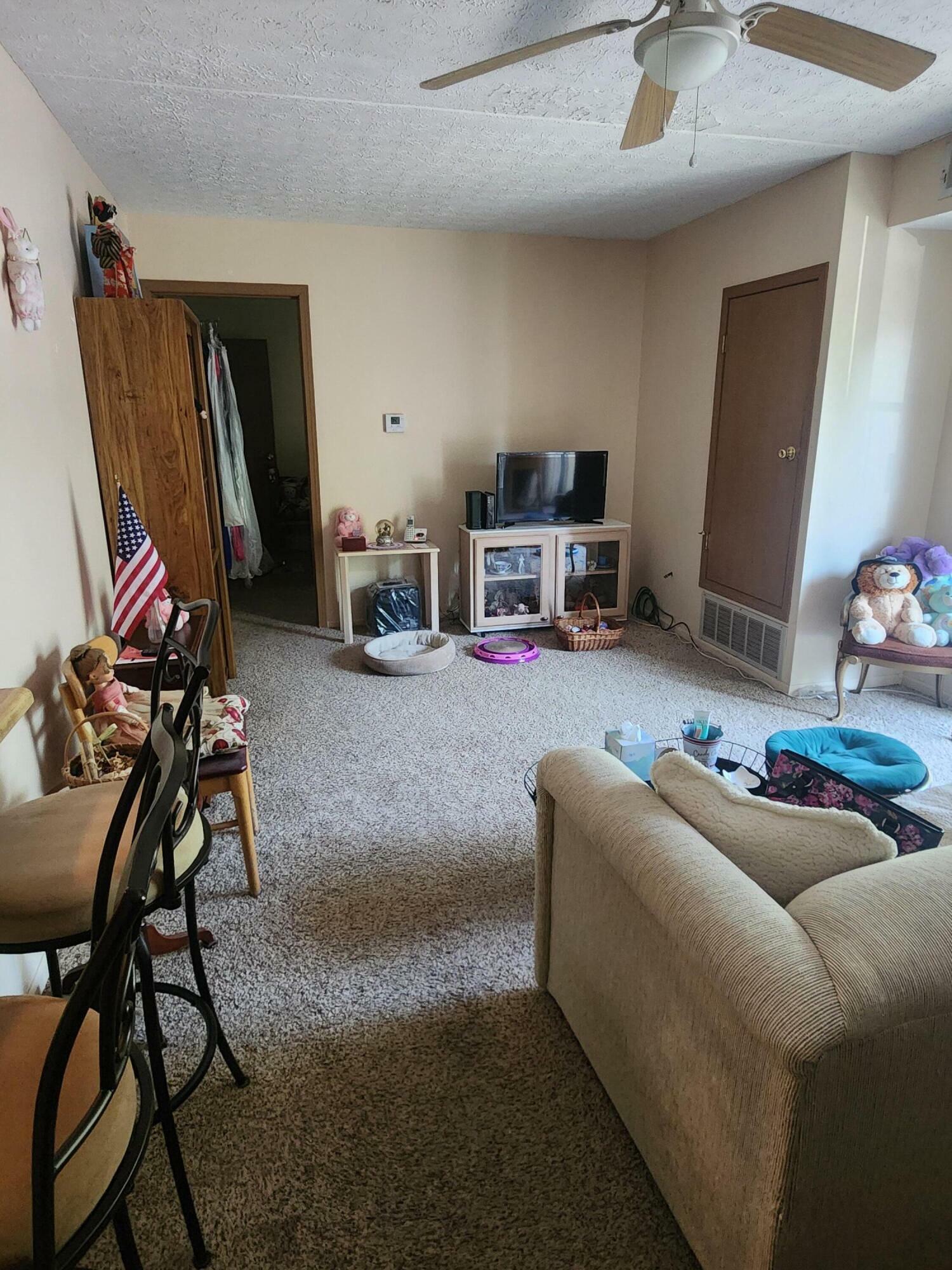 Property Photo: 3939 Karl Road OH 43224