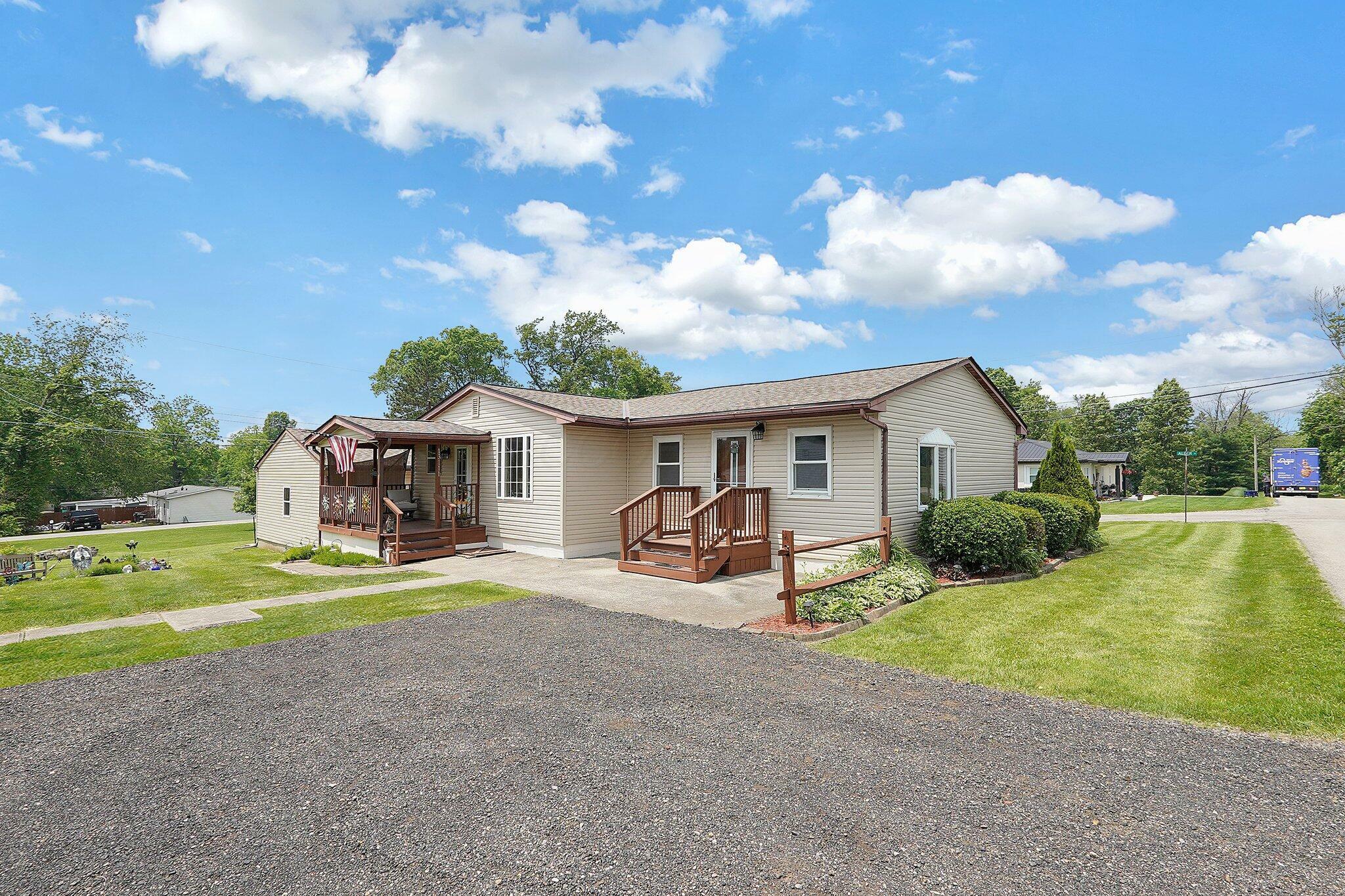 Property Photo:  13111 King NE Road  OH 43076 