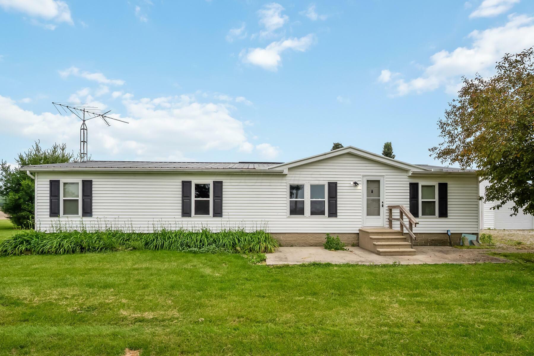 Property Photo: 910 Waldo Western Road OH 43342