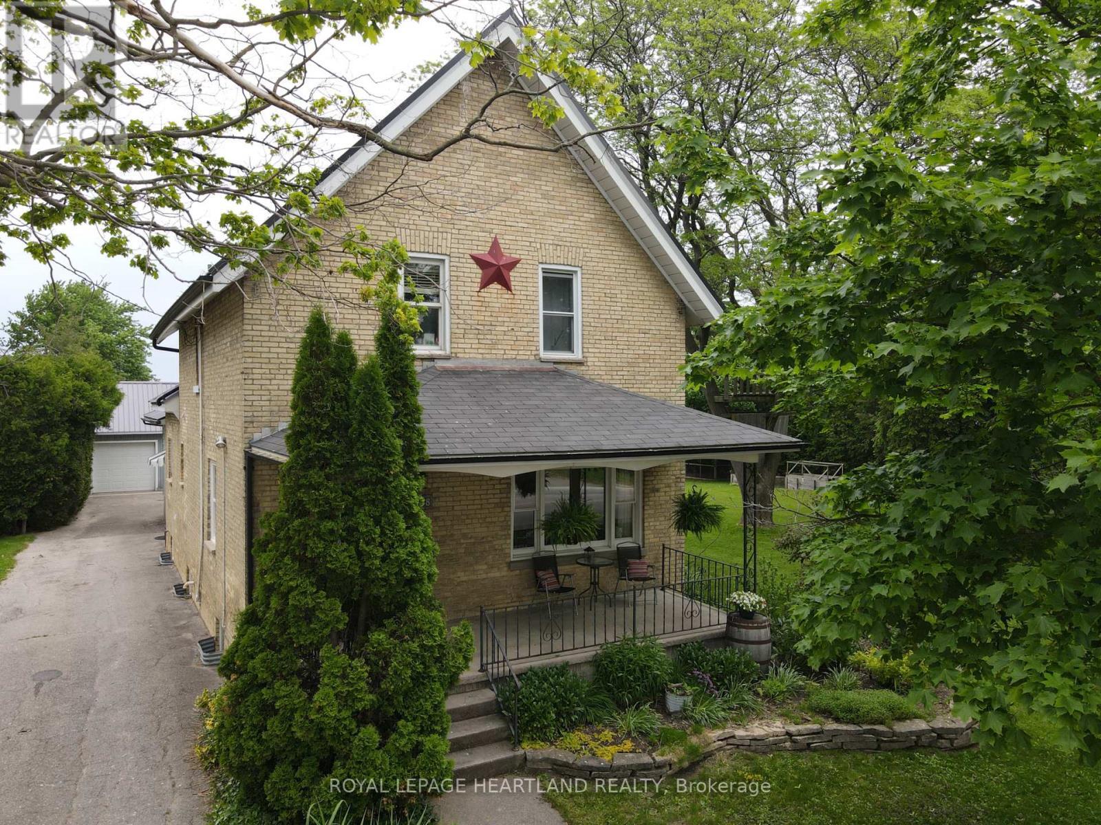 Property Photo: 78 Victoria Avenue East ON N0M 1M0