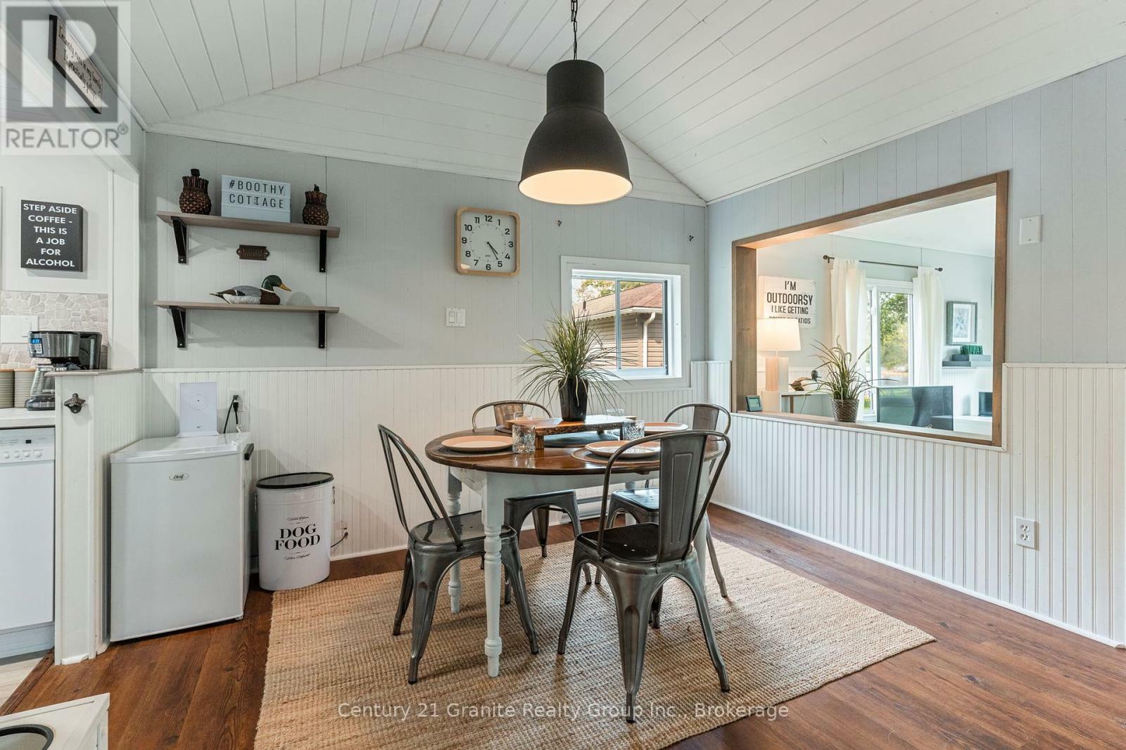 Property Photo: 13 Birchleaf Drive ON K0M 2L0
