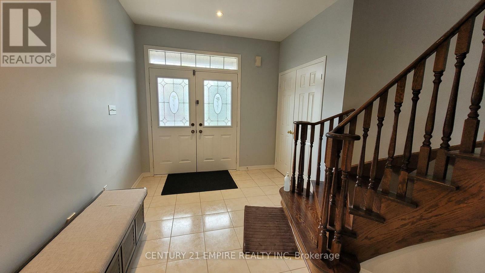 Property Photo: 54 Cape Dorset Crescent Upper ON L6R 3L2