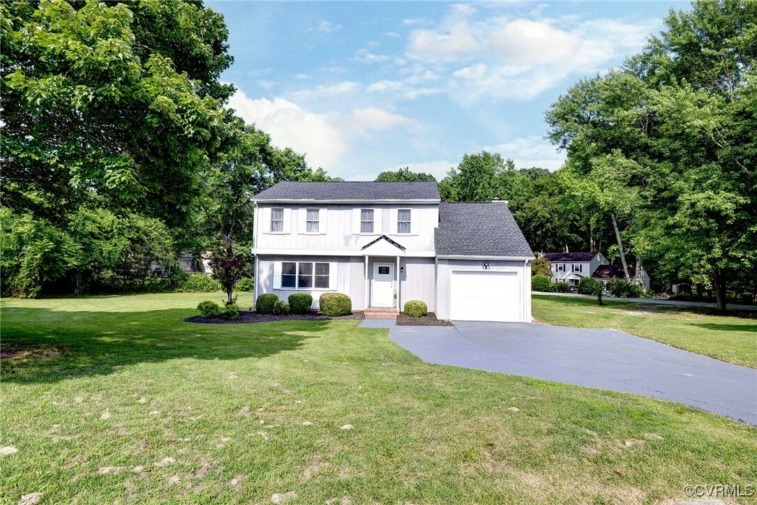 Property Photo: 114 Astrid Lane VA 23188