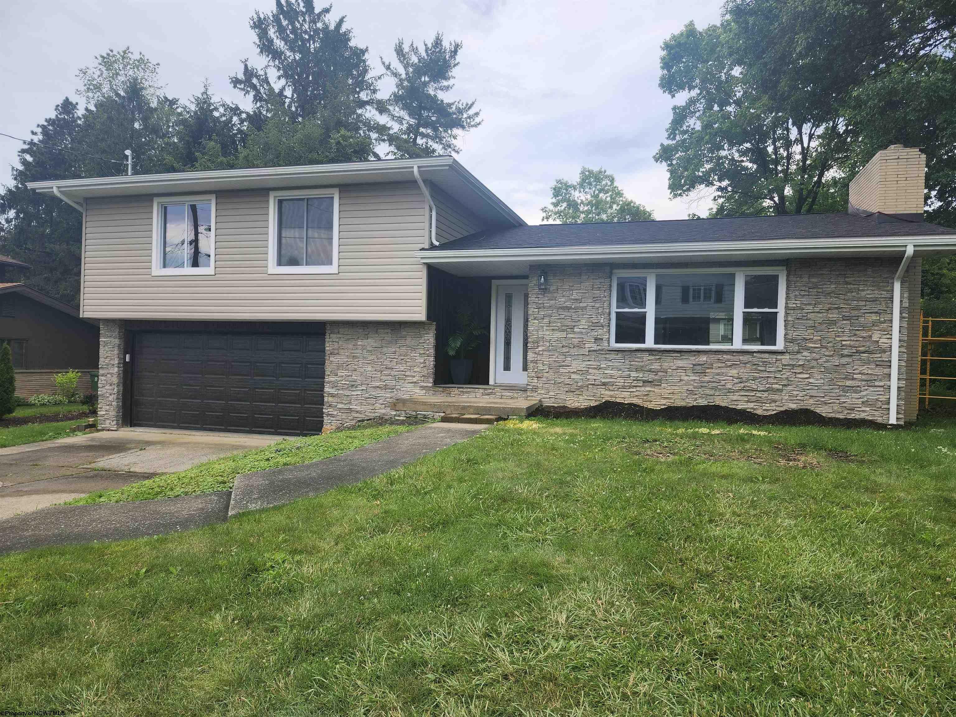 Property Photo: 675 Colonial Drive WV 26505