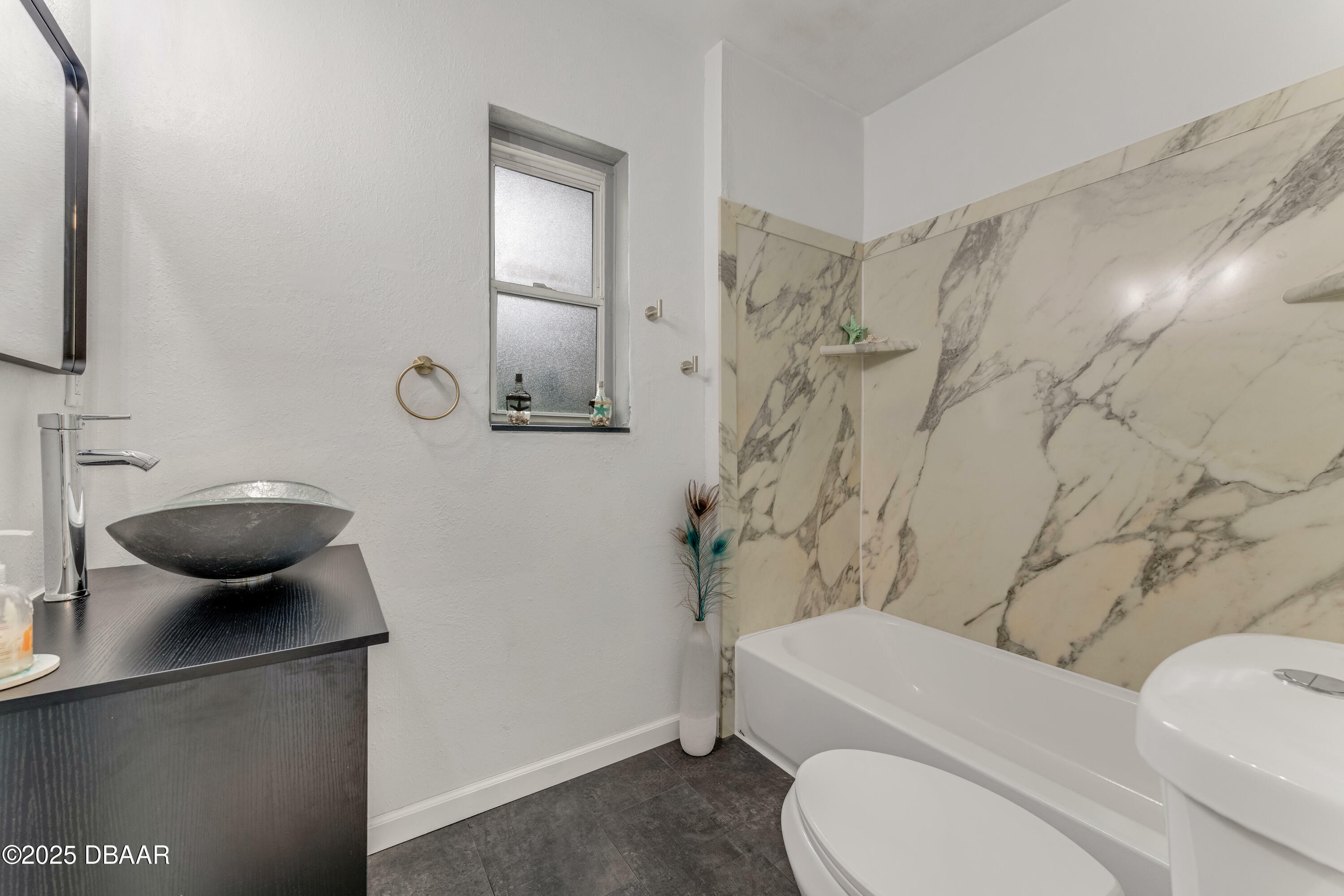 Property Photo: 182 Grove Street FL 32174