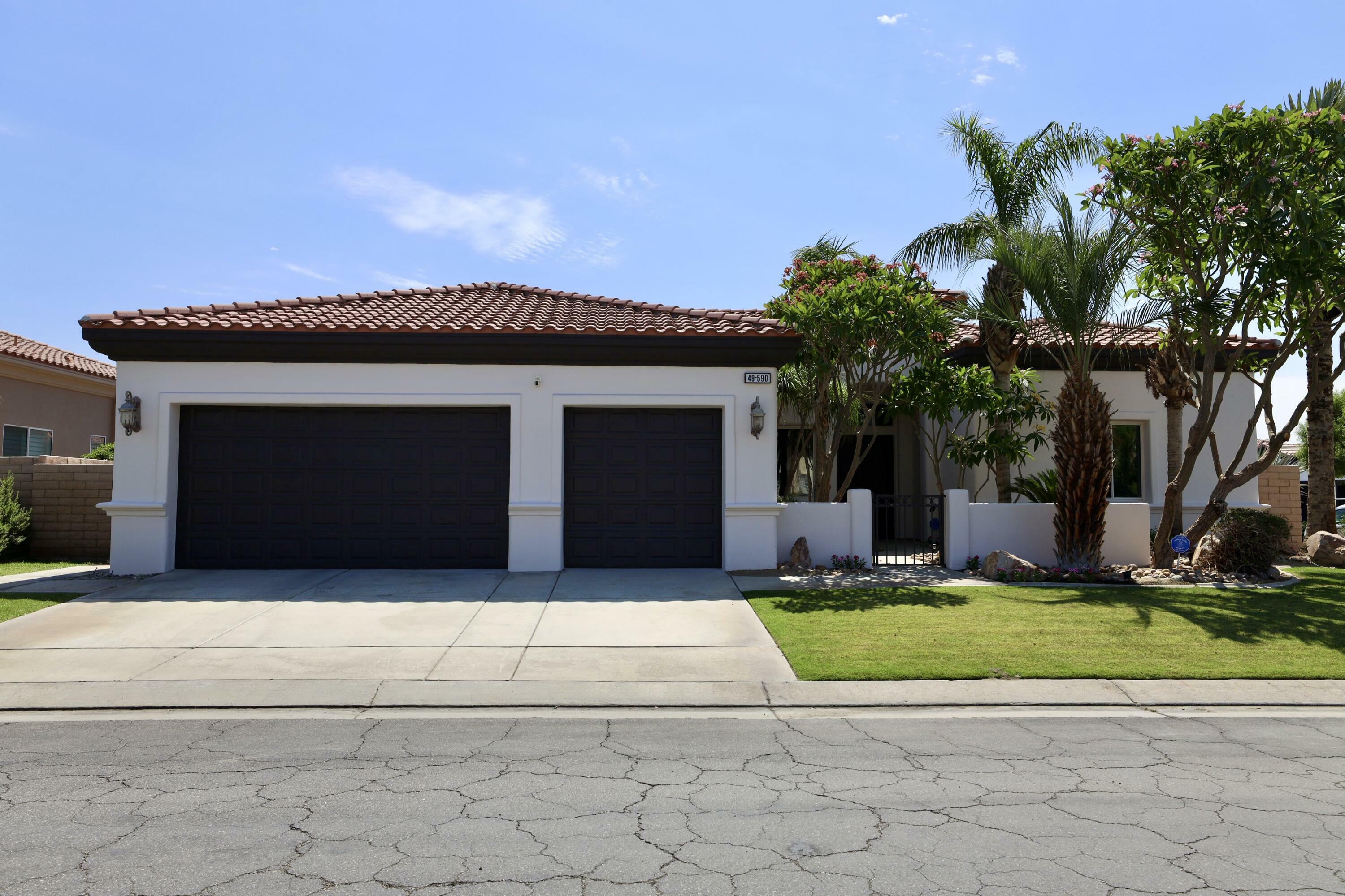 Property Photo: 49590 Loren Court CA 92253