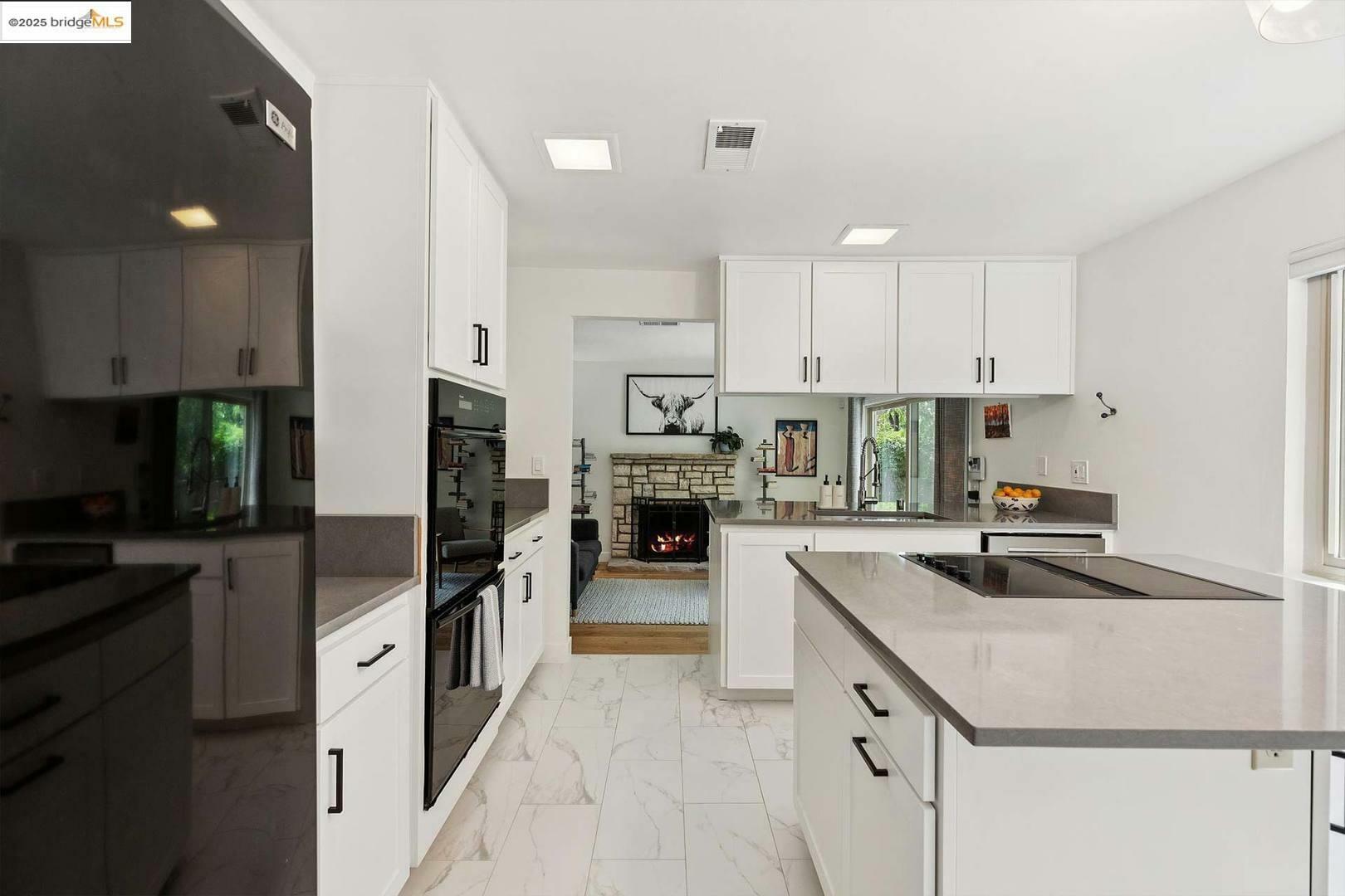 Property Photo:  2254 Hidden Lakes Ct  CA 94553 
