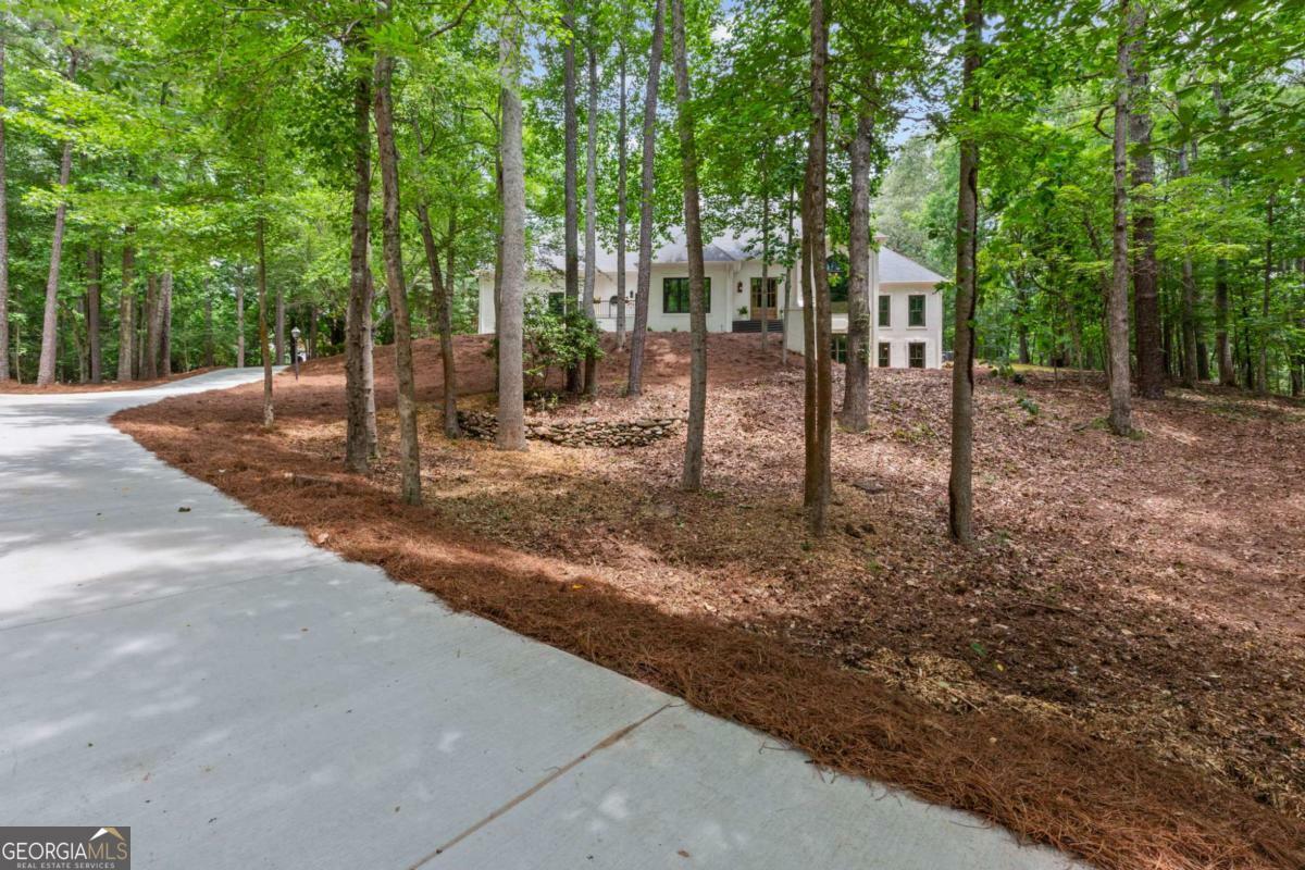 Property Photo: 12995 Bucksport Drive GA 30075