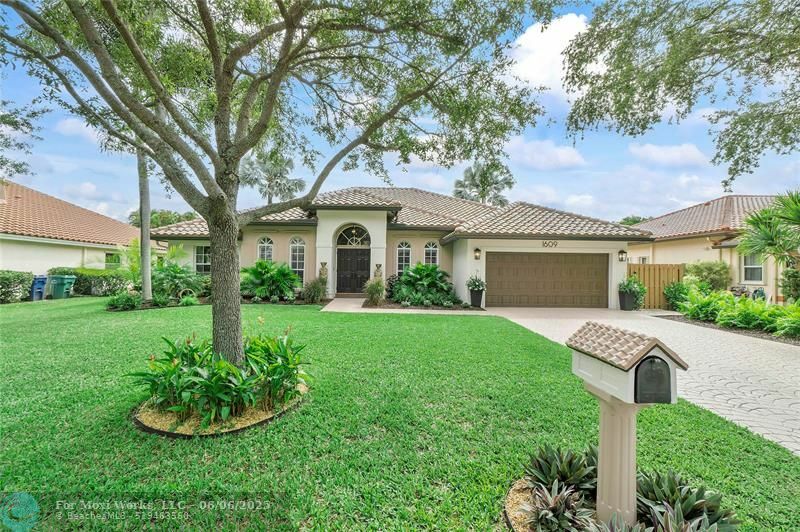 1609 NW 102nd Way  Coral Springs FL 33071 photo