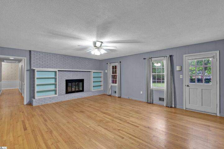 Property Photo: 259 Harrell Drive SC 29307