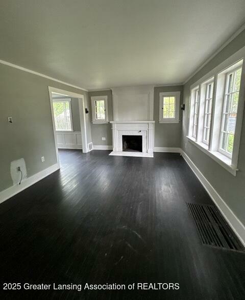 Property Photo: 1141 N Genesee Drive MI 48915