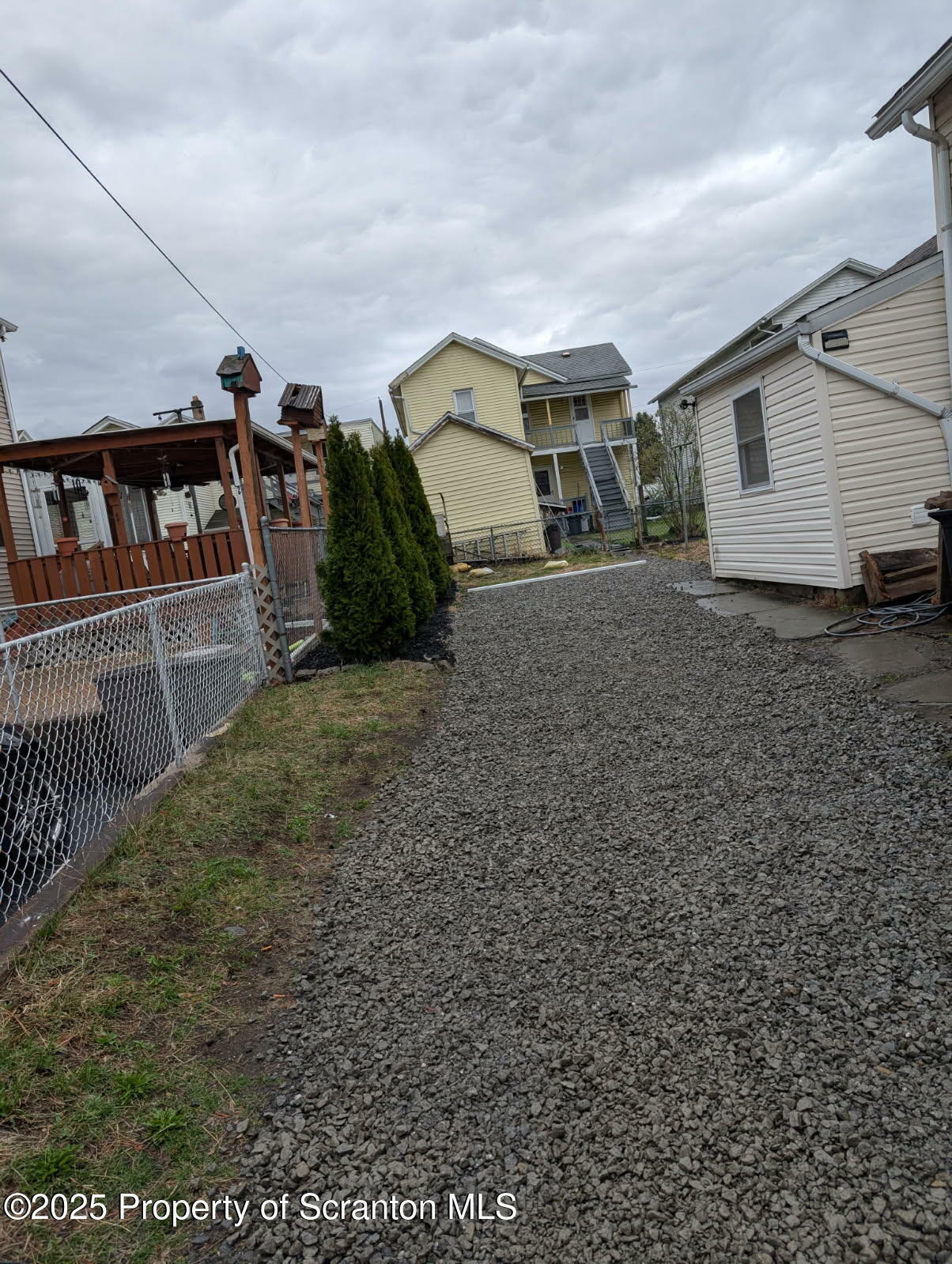 Property Photo: 326 Neptune Place PA 18505