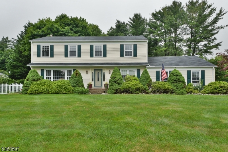 Property Photo: 37 Flintlock Dr NJ 07853