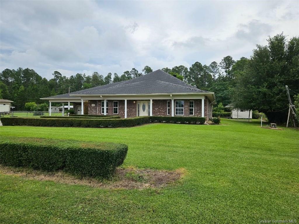 Property Photo: 1354 Lavergne Road LA 70611