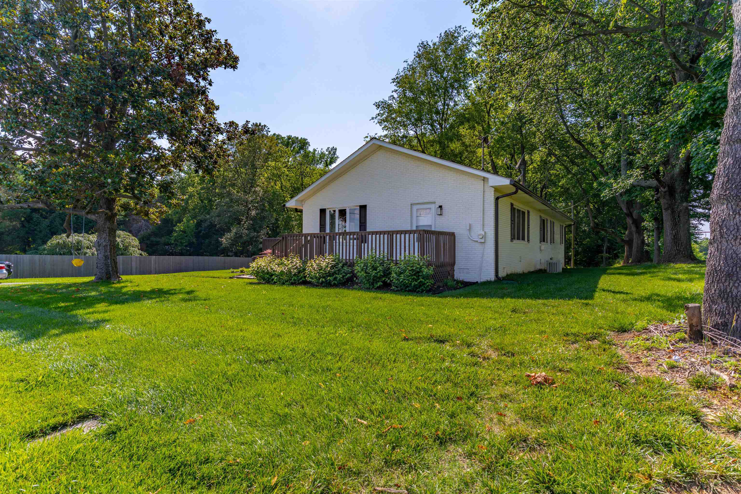 Property Photo: 9675 Hwy 1078 N KY 42420