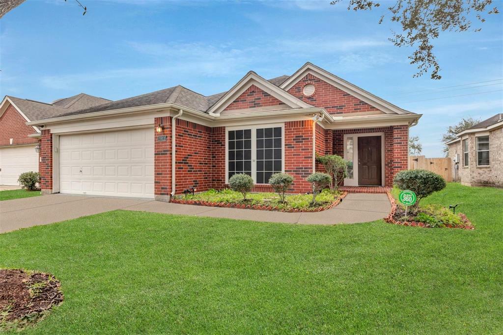 Property Photo: 2911 Ashbrook Lane TX 77584
