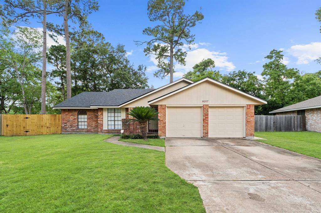 Property Photo: 9207 Loren Lane TX 77040